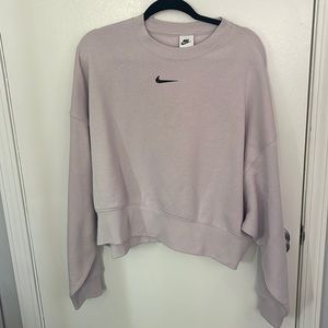 Cropped Nike Sweatshirt